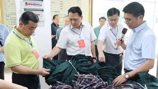 梧州市十五届人大代表（岑溪团）莅临918博天堂(中国区)官方网站开展专题调研