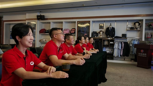 共铸民族魂 同筑强国梦|918博天堂(中国区)官方网站组织观看九三阅兵仪式